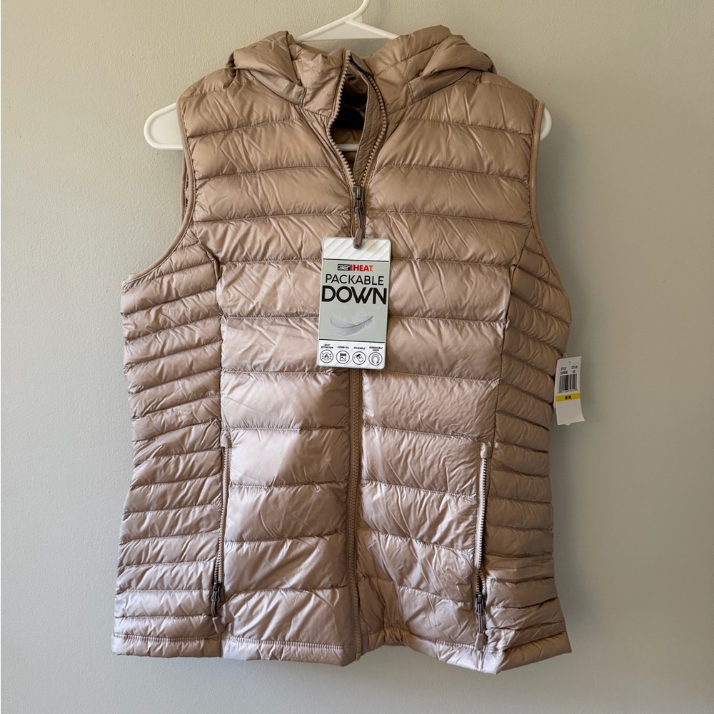 NWT 32 Degrees Heat Hooded Vest in Beige